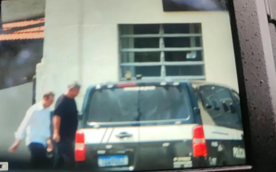 Ministério Público apreende dinheiro com carcereiro ligado a Milton Leite